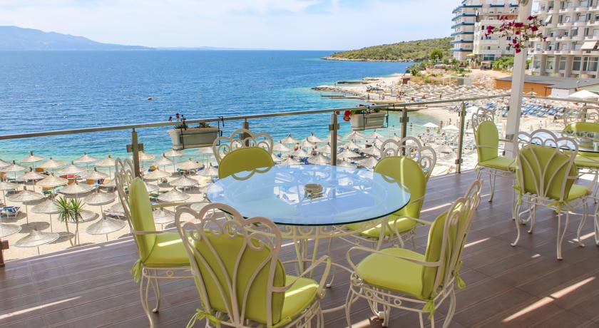 *Hotel Apollon