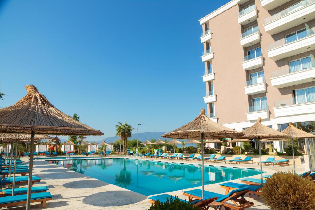 hotel kraaal vlore